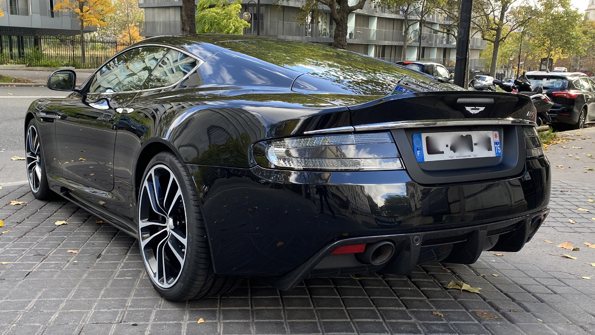 Aston Martin ASTON MARTIN DBS ULTIMATE